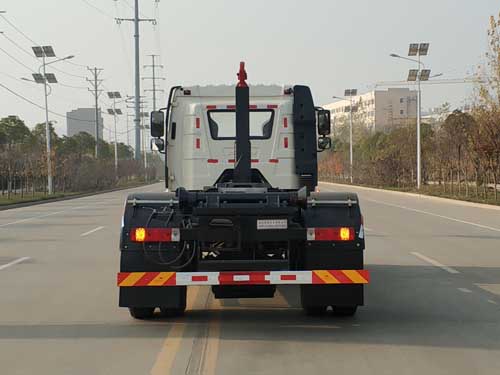 楚勝牌CSC5180ZXXC6型車(chē)廂可卸式垃圾車(chē)