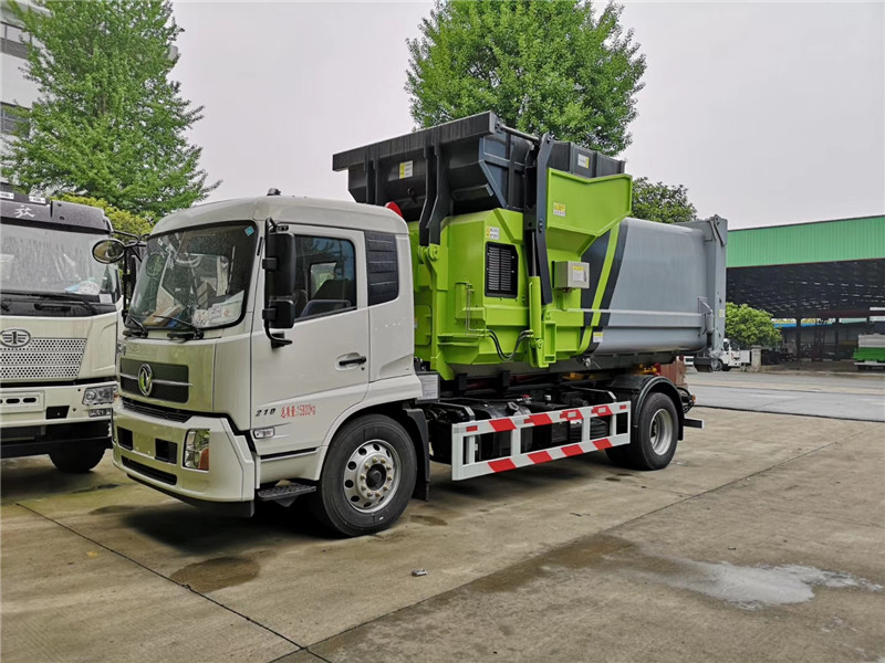 東風天錦16噸車廂可卸式垃圾車（可裝建筑垃圾）